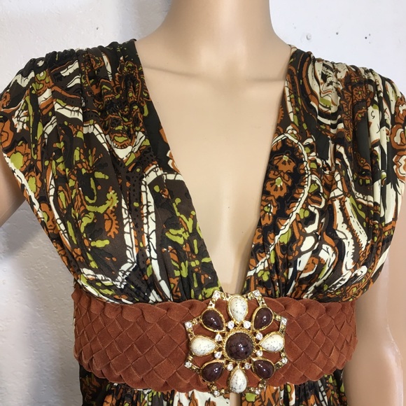 Skye Fall Colors Paisley Top w/ Statement Belt - Picture 2 of 8